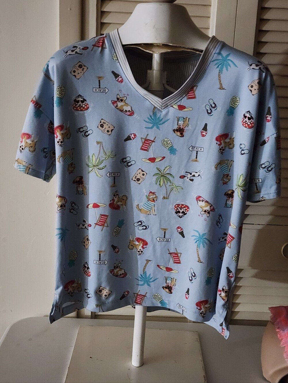 Cuddl Duds Light Blue Short-Sleeve Pajama Top with Beach Print